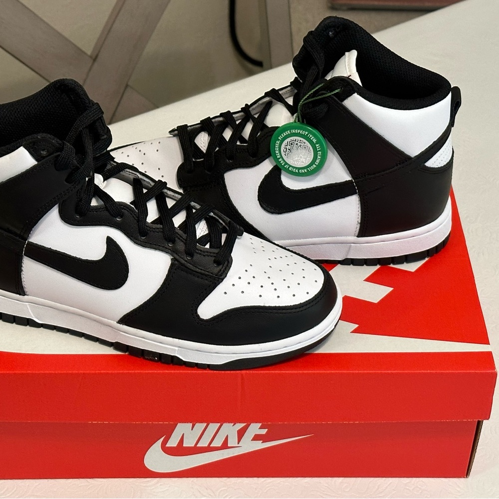 Women’s Nike Dunk High 7.5